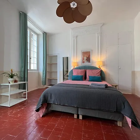 Nature & Medieval, De Charme 4 Etoiles Apartment